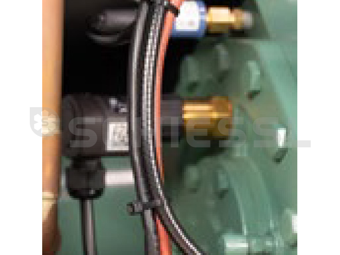 Bitzer Öldifferenzdruckschalter montiert Delta P-II  f.Verflüssigungssätze LH..